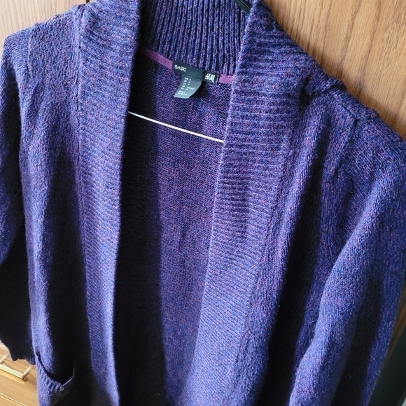 H&M cardigan (Small) - Picture 4 of 4